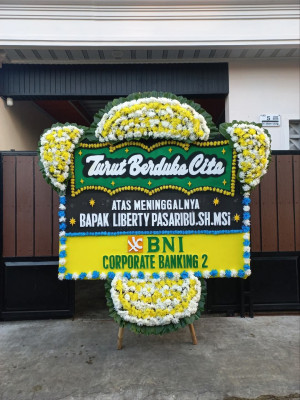Papan Bunga Duka di Ukha