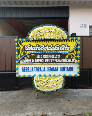 Papan Bunga Duka di Ukha