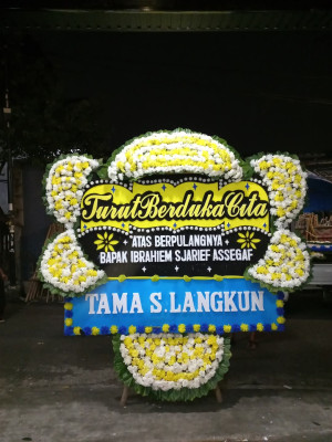Papan Bunga Duka di Ukha